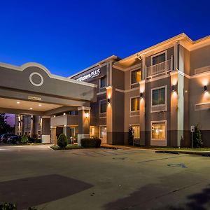 Best Western Plus Chalmette Hotel